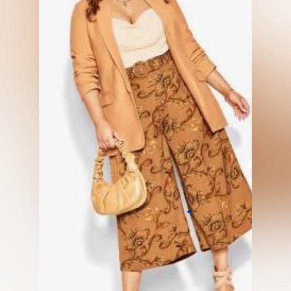 City Chic Pants NWT - Picture 2 of 7